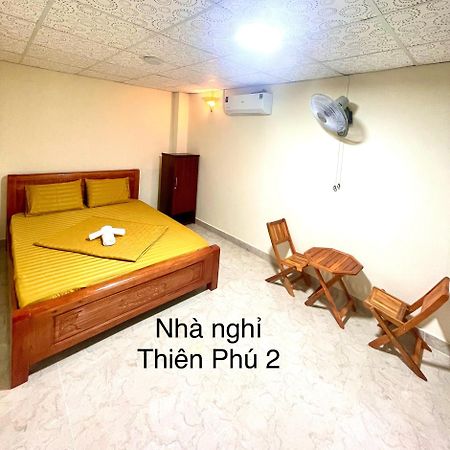ホテル Nha Nghi Thien Phu 2 Cai Rang エクステリア 写真