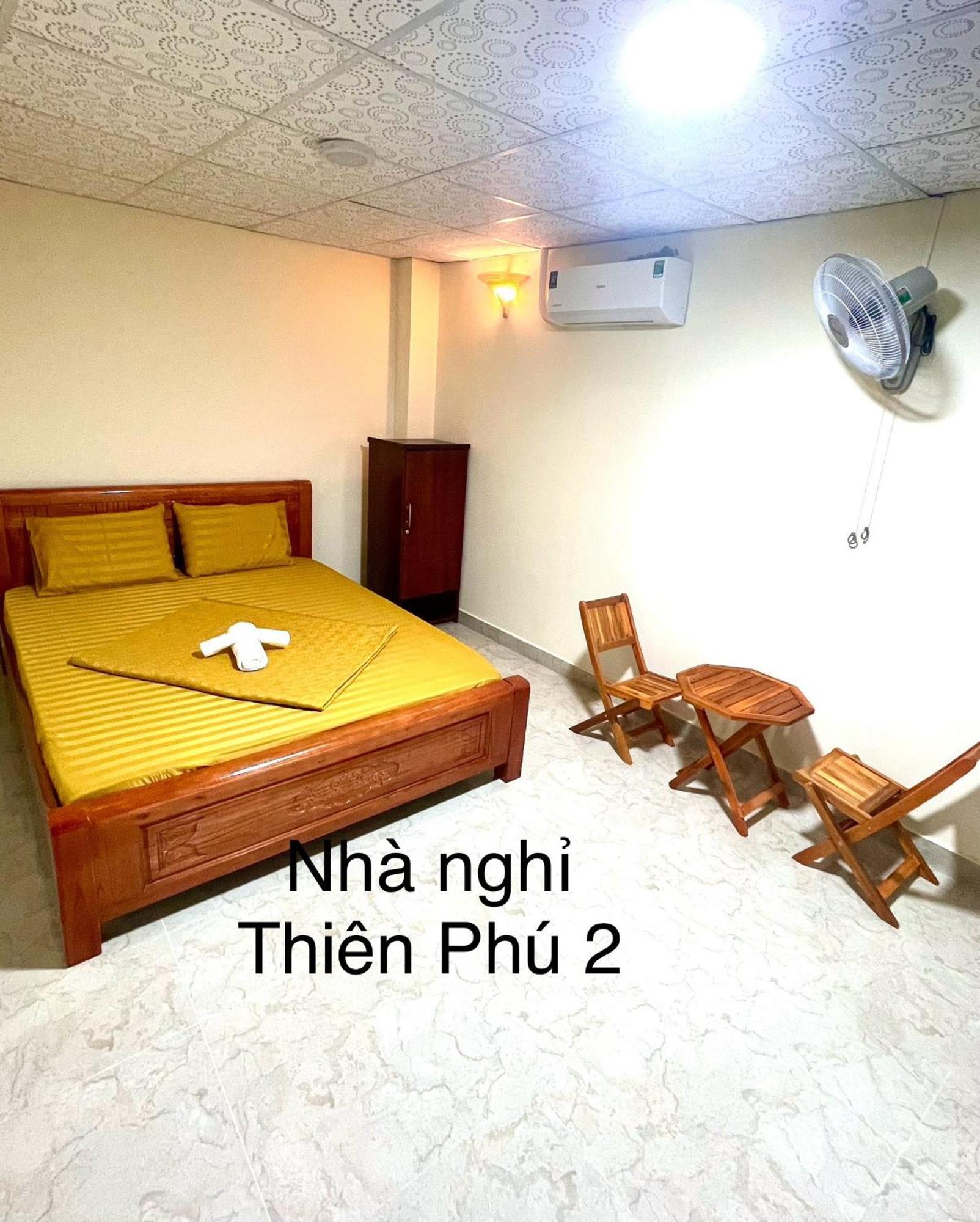 ホテル Nha Nghi Thien Phu 2 Cai Rang エクステリア 写真