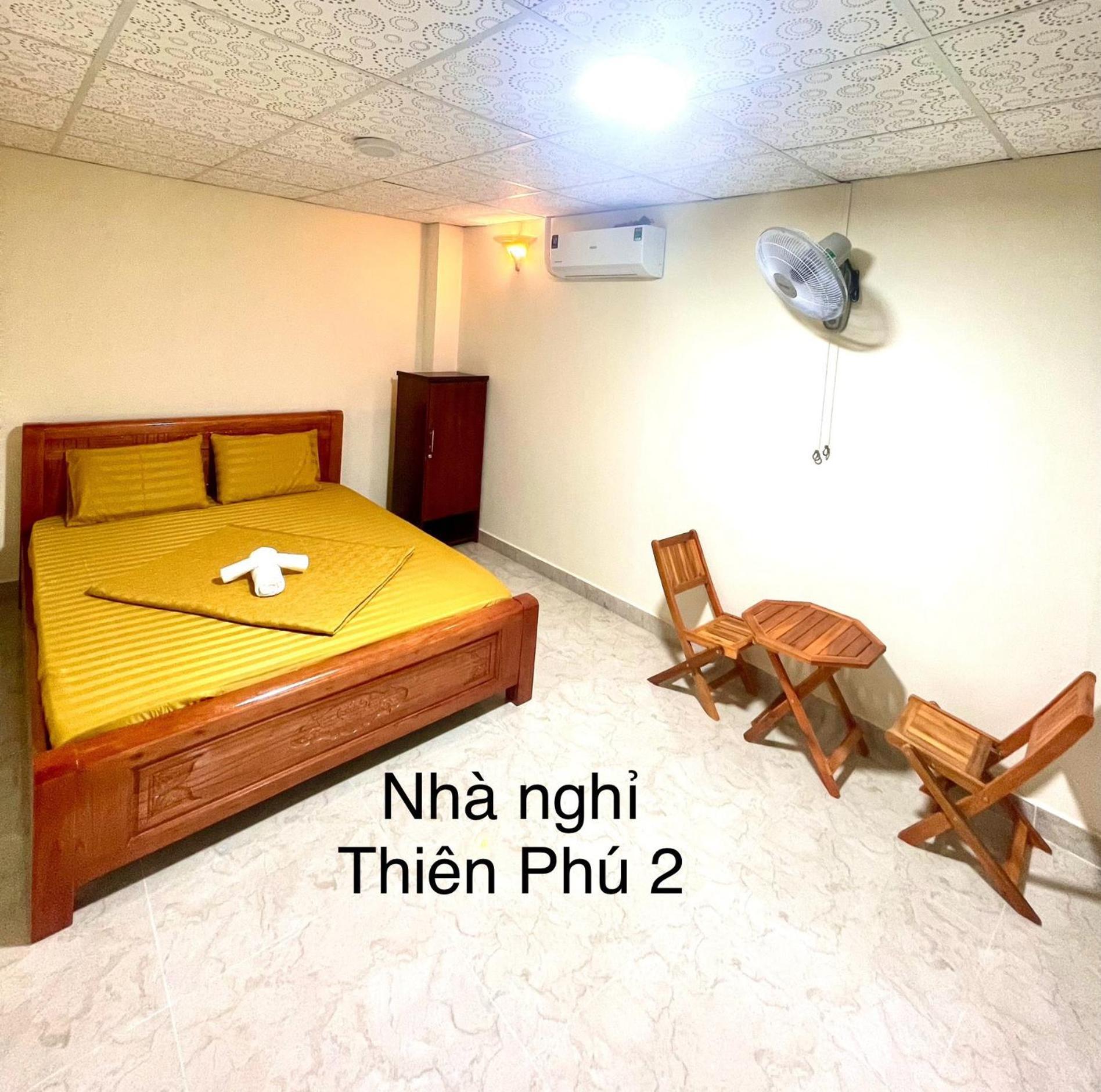 ホテル Nha Nghi Thien Phu 2 Cai Rang エクステリア 写真